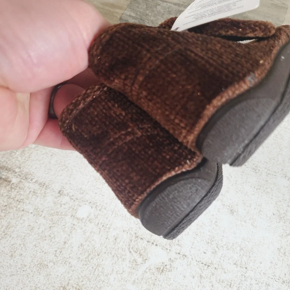 Cienta 133008 Toddlers Shoes Sz 6 Brown Velvet Round Toe Hook & Loop Ankle